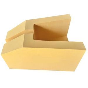fused cast refractory material