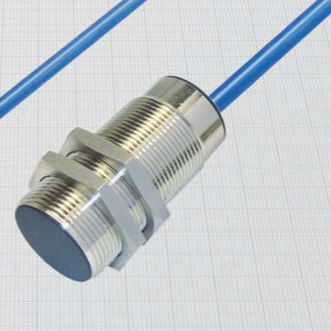 Capacitive proximity sensor - NKS18/4600A - BDC ELECTRONIC S.r.l. - electromagnetic / cylindrical / M30