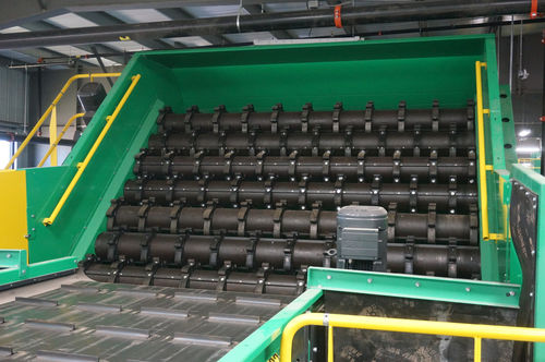 Recycling screener - Lubo ONP STARSCREEN® - Bollegraaf Recycling Solutions - construction / for the paper industry / linear vibrating