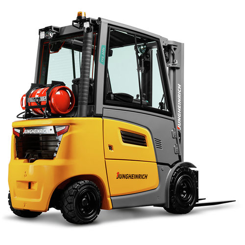 LPG forklift