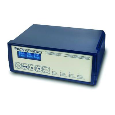 Multi-channel signal conditioner - 482C16 - PCB Piezotronics GmbH - benchtop