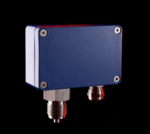 Relative pressure transducer - SR series - CRESSTO s.r.o. - membrane / analog / digital