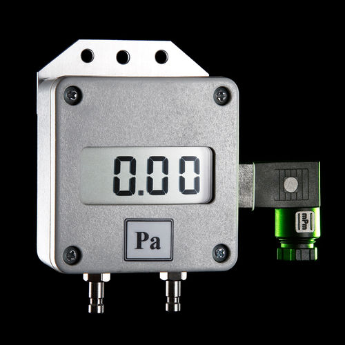 Differential pressure indicator - DMN series - CRESSTO s.r.o. - direct-reading / wall-mounted / process