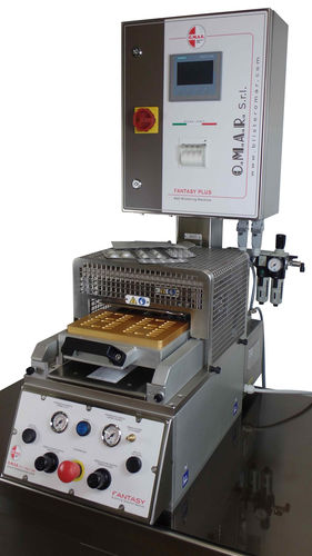 Semi-automatic packaging machine - FANTASY plus - O.M.A.R. Pharmaceutical Blister Solution - blister / coil
