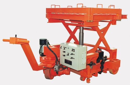 Scissor lift table - PE SA 6/X - MORELLO GIOVANNI S.r.l. - hydraulic / mobile / for die handling