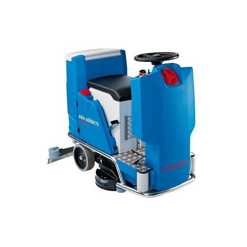 Ride-on scrubber-dryer - ARA 66|BM 70 - columbus - battery-powered / compact