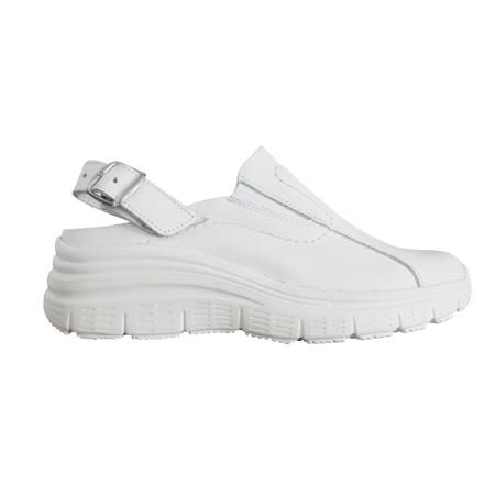 Clog for the food industry - UP-SABOT - CALZATURIFICIO MONTEBOVE SRL - anti-slip / waterproof / oil-resistant