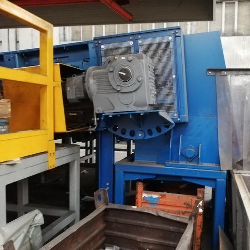 Shot blasting machine loading and unloading system - Superbelt® - Magaldi Power SpA
