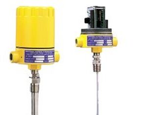Capacitive level switch - J200 series - Clark-Reliance - admittance RF / for liquids / threaded