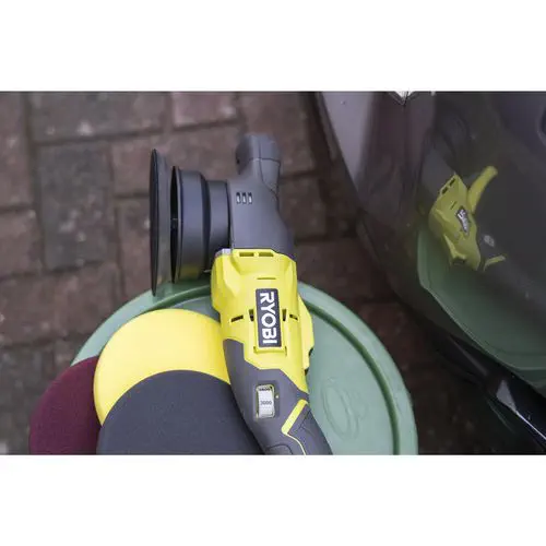 Ryobi hand outlet polisher