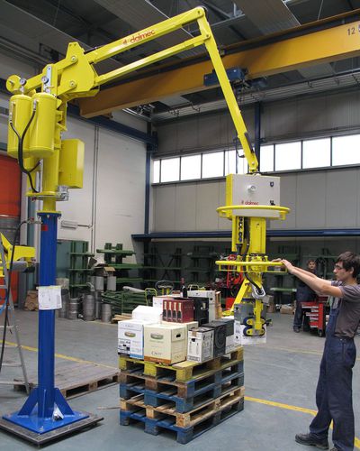 Flask manipulator - DALMEC - pneumatic / with gripping tool / with suction cup