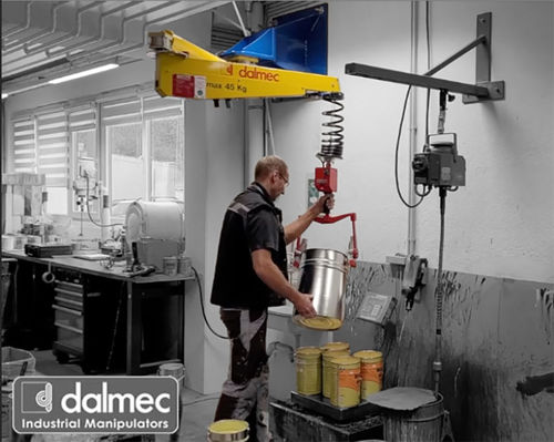 Emptying manipulator - DALMEC - electric / with integrated hook / for gripping