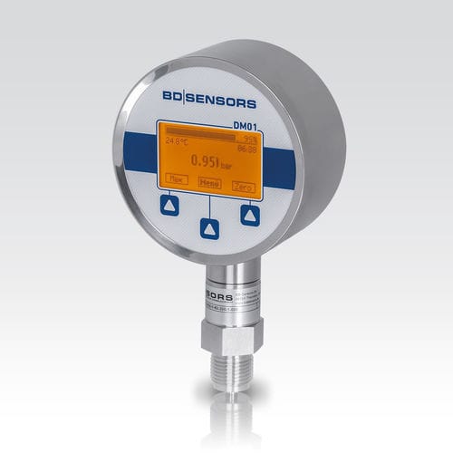 Absolute pressure gauge DM 01 BDSENSORS GmbH with LCD display
