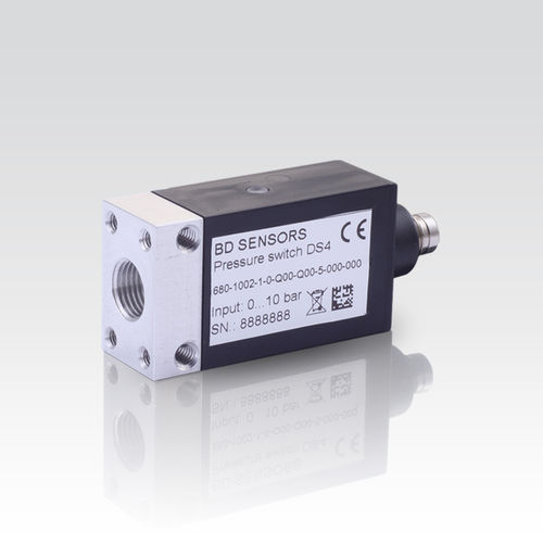 Electronic pressure and vacuum switch - DS 4 - BD|SENSORS GmbH - vacuum / for gas / OEM