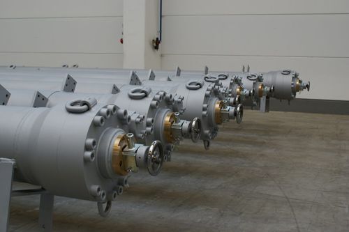 Locking mechanism - Montanhydraulik