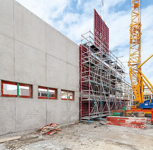 Fixed scaffolding - PERI - facade / modular