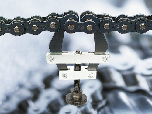 Pin extractor - iwis antriebssysteme GmbH & Co. KG