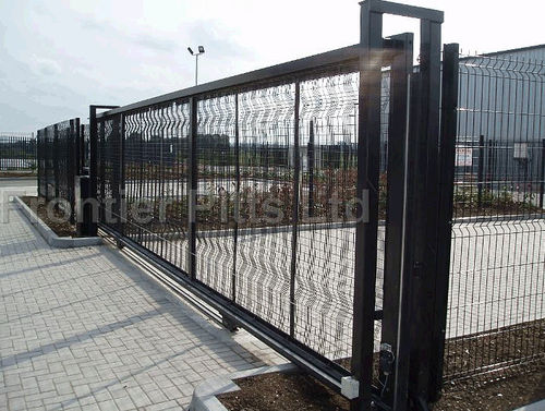 Sliding gate - max. 16 000 mm - Frontier-Pitts