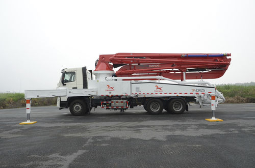 Truck-mounted concrete pump - TP43RZ5 - Hangzhou Truemax Machinery & Equipment Cp.,Ltd