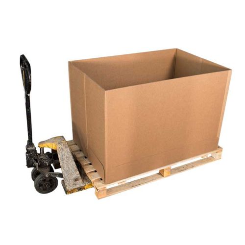 Cardboard packaging box - Jefferson Smurfit Group - pallet
