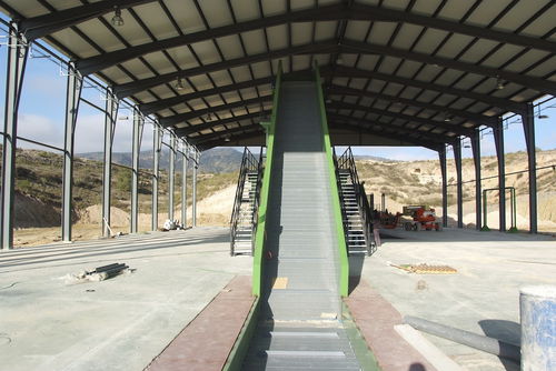 Metal conveyor belt - CM - JOVISA MAQUINARIA E HIDRAULICA S.L.  - for waste treatment / reinforced
