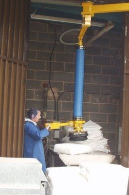 Pneumatic manipulator - Kilner Vacuumation - with vacuum bag lifter