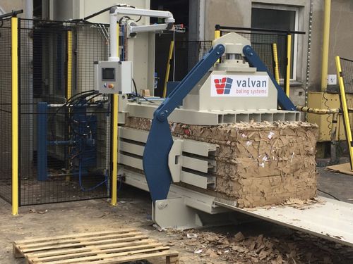 Cardboard baling press - CL - Valvan Baling Systems NV - for paper / for plastics / for waste