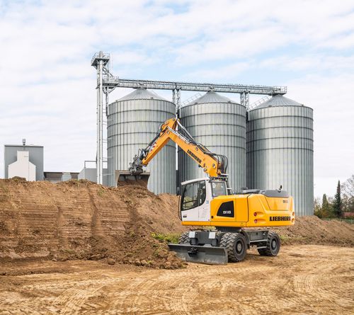 Medium excavator - A 918  - Liebherr Excavators - rubber-tired / Tier 4 - intermediate / construction