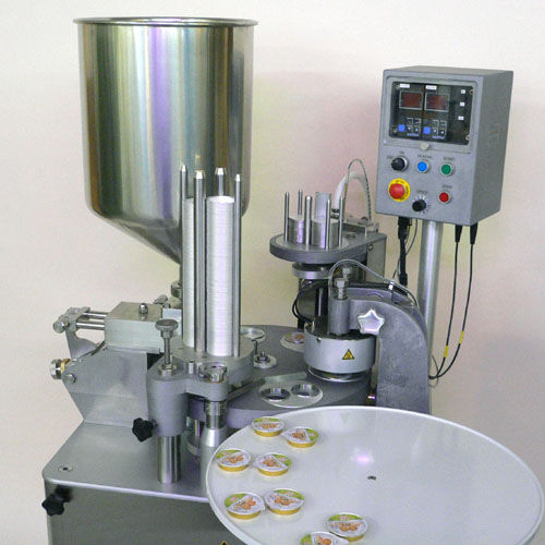 Automatic filler-sealer - ALKA-mat 2 - Romer Maschinenbau AG - rotary / volumetric / for food