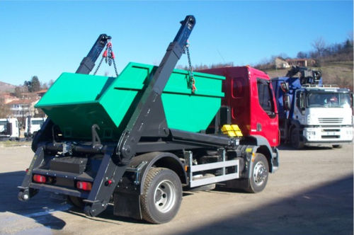 Truck skiploader - MB 8 - BOB SISTEMI IDRAULICI SPA - telescopic / swing-arm