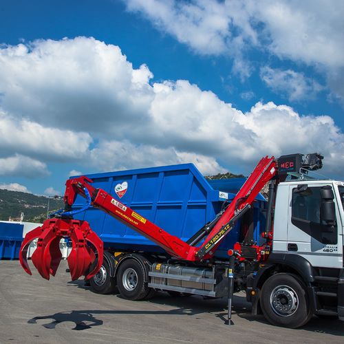 Hydraulic crane - Z Series - MECCANIDRAULICA SPA - truck-mounted / telescopic / articulated