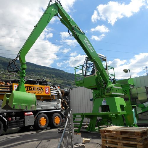 Stationary material handler - GF 90.105 - OFFICINA MECCANICA F.LLI TABARELLI SPA - electric