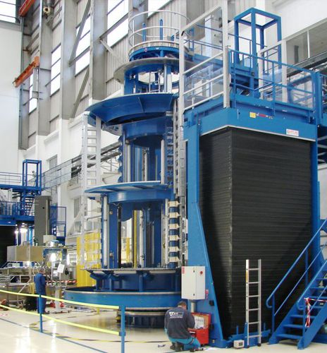 Automatic assembly machine - PINETTE EMIDECAU INDUSTRIES - for industrial applications / precision