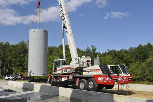 Truck-mounted crane - HTT-8675 Series II - Link-Belt - boom / telescopic / folding