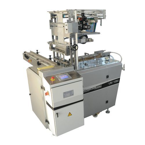 PLC-controlled packaging machine - UM 1080 - Uygurlar Makina - horizontal / tobacco / for soap