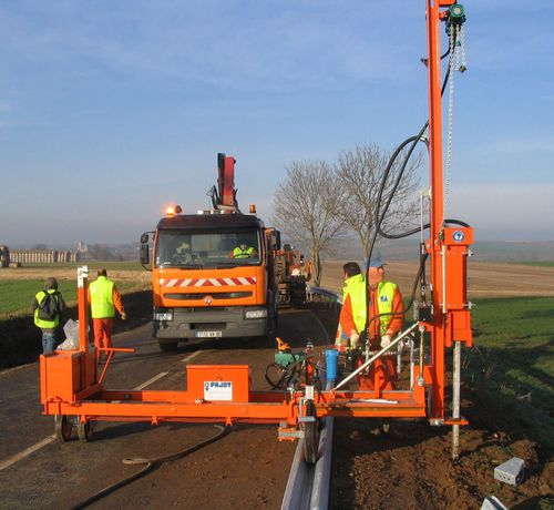 Pneumatic pile-driving hammer - SPR108 - PAJOT - for highway guardrails