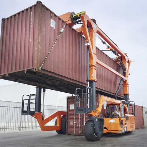 Slab handling straddle carrier - COMBI-SC3T - Combilift - for container / diesel engine / for heavy loads