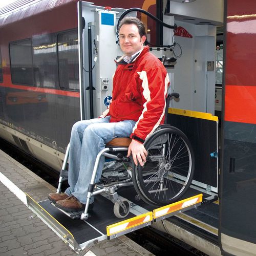 Standard lift gate - MBB TRAINLIFT - Palfinger - for wheelchairs / vehicle / semi-automatic