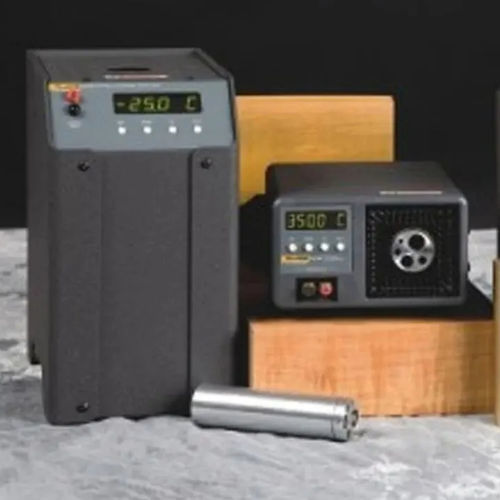 Temperature calibrator - 91 series - Fluke Calibration - weight / portable