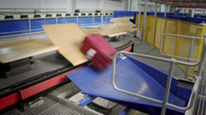 Airport sorter - ST100 - DAIFUKU - laser / automatic / tilt-tray