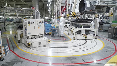 Automatic assembly machine - DAIFUKU - for automotive applications / for industrial applications / high-speed