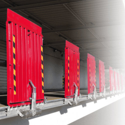 Manual dock leveler Loading Systems International swinglip