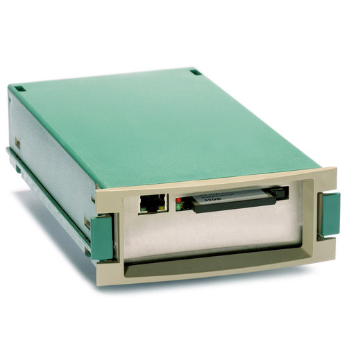 Internal hard disk drive emulator - SCSI Flash (CF) RZ29 / RZ26 Storage Works - Solid State Disks - SCSI / 3.5" / Compact Flash