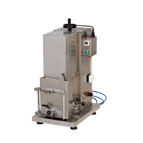 Pneumatic capping machine - ENC - Enfound enterprise co.,ltd - vacuum / semi-automatic / for bottles