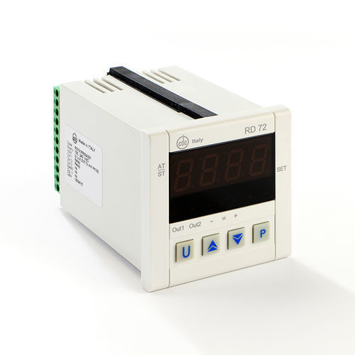 Digital temperature controller - RD72 - ELETTROMECCANICA CDC s.r.l. - with LED display / PID / programmable