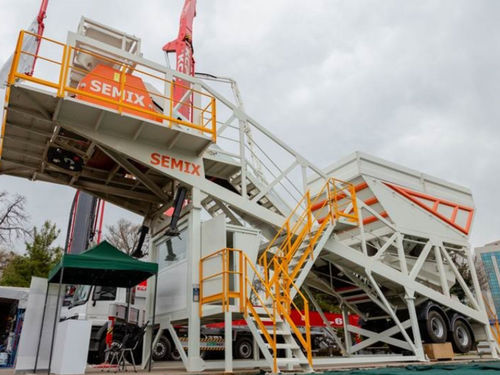 移动混凝土批处理厂