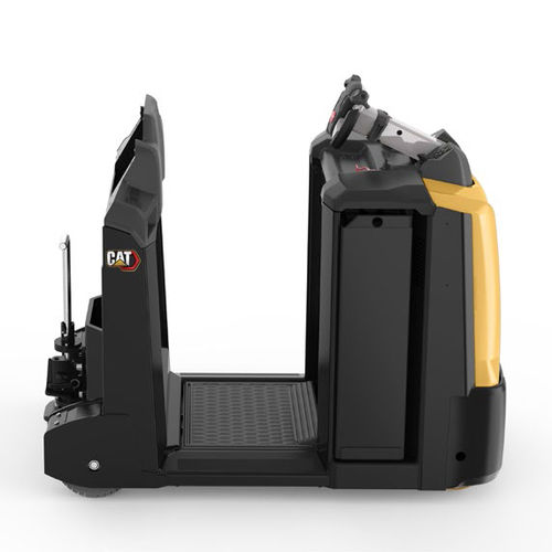 Towing tractor - NTR30-50N2 - Cat Lift Trucks - electric / 3-wheel / stand-on