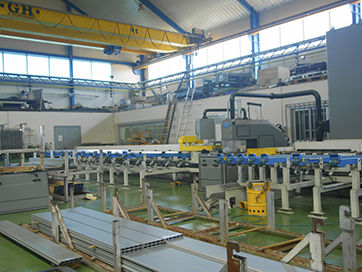 Machining and cutting line - EXTRUSIONES DE TOLEDO S.A.