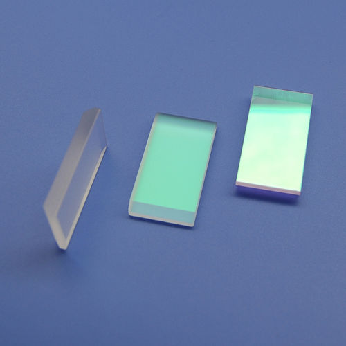 Quartz waveplate - Hobbite.Co., LTD