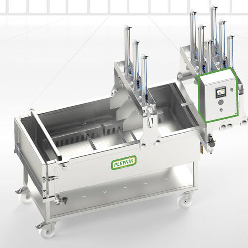 vertical cheese press - Plevnik D.O.O. Engineering and production